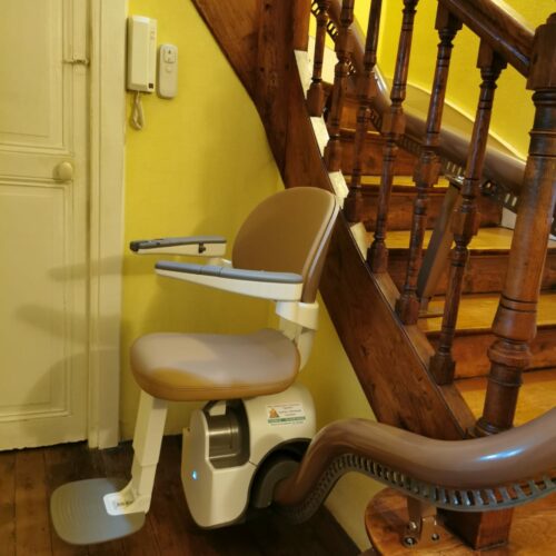 installer une chaise monte escaliers a Saint Brieuc