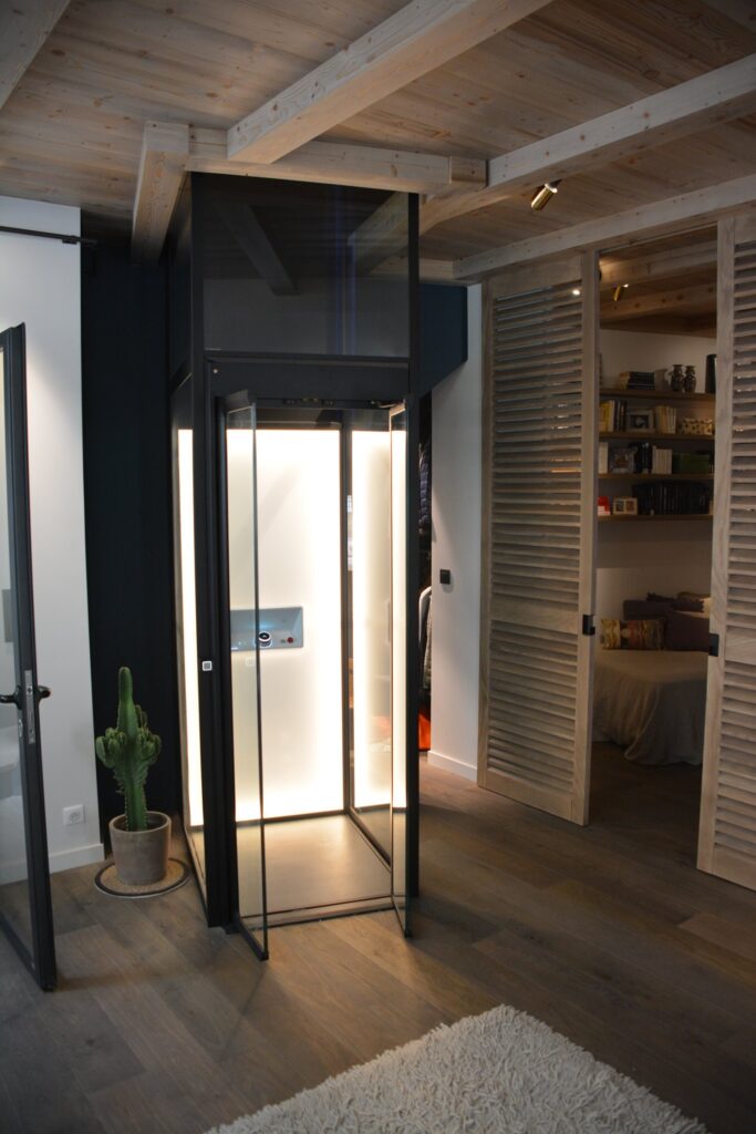 Altica installe un ascenseur de maison à Aix les bains