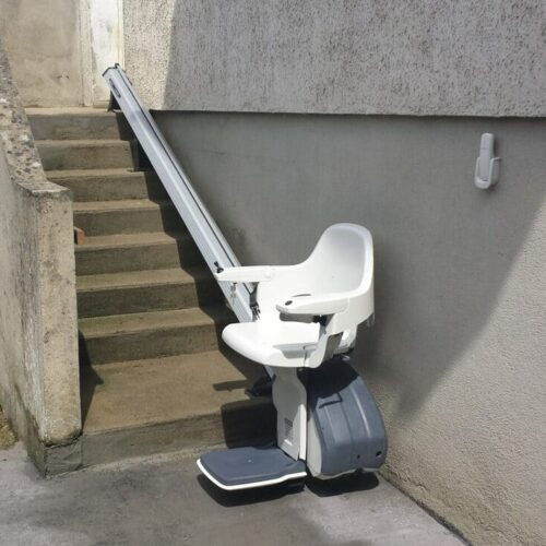 Les ETS Menanteau installent des fautueils monte-escaliers droits et extérieurs dans l'Eure et Loire