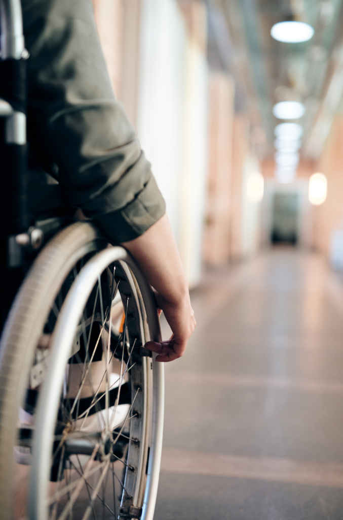 handicap et accessibilité des lieux