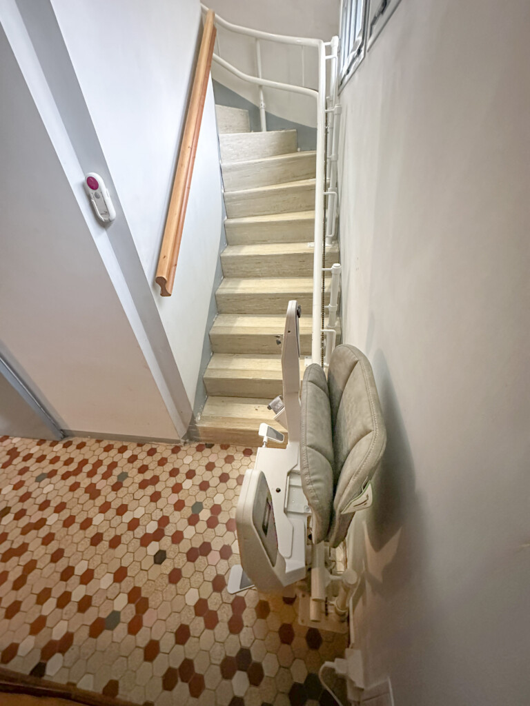 fauteuil monte escalier tournant sachot acces