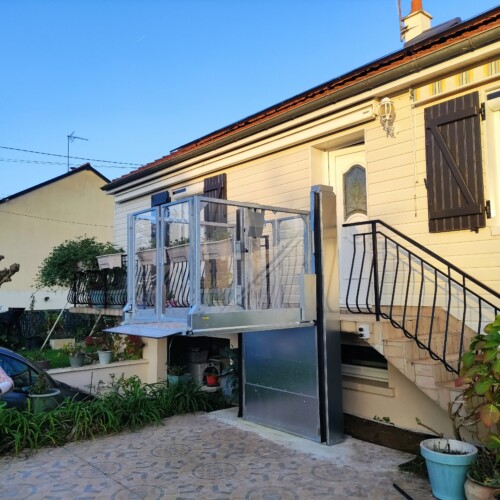 plateforme-elevatrice-particulier-exterieur-montlouis-sur-loire-mai-2026